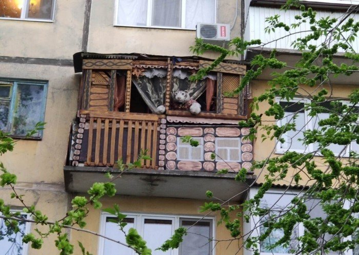 Если вы забыли как не должны выглядеть балконы, мы сейчас напомним