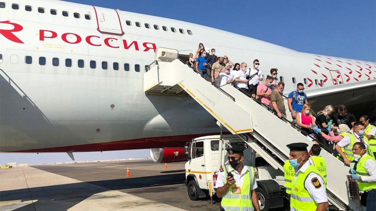 Страны Евросоюза не договорились о полном запрете виз для россиян