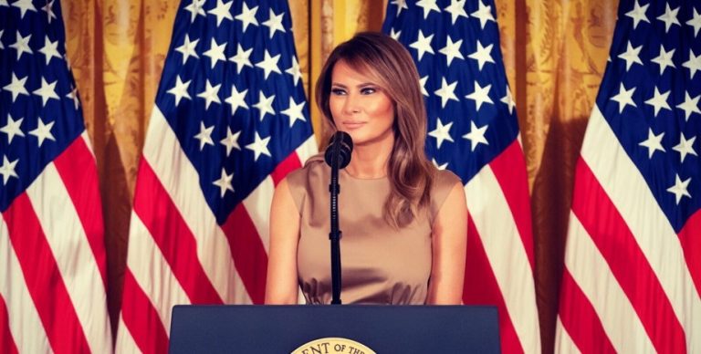 Мелания Трамп обиделась на работников Белого дома, не оценивших ее тонкий вкус