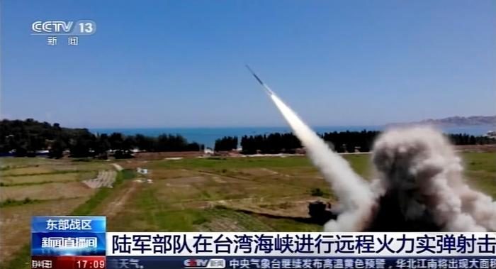 В ответ на китайские учения Тайвань направил военные самолеты и корабли