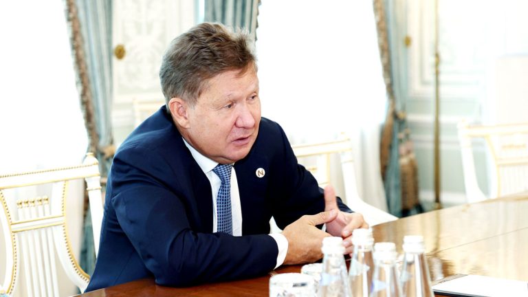 «Газпром» построит третий газопровод в Китай