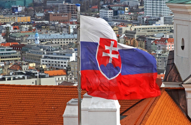 Большинство жителей Словакии хотят авторитарного лидера — данные опроса