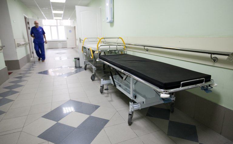 Медицина может стать доступной для всех, кроме людей без декларированного места жительства