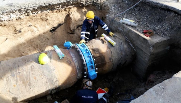 Во время демонтажа Брасовского моста поврежден водопровод —  в кранах будет мутная вода