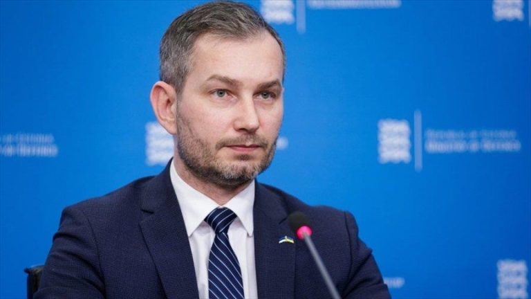 Живущих в Эстонии граждан России не пустят обратно, если они уедут воевать на Украине