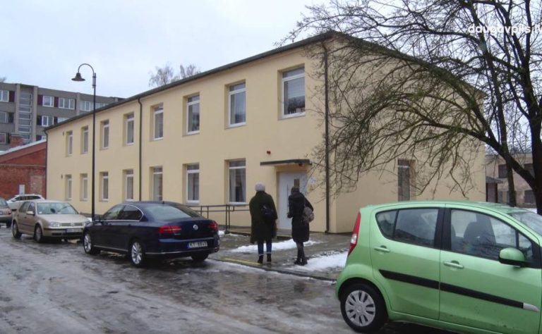 Полиция возбудила уголовное дело о жестоком обращении с детьми в семейном доме Pīlādzis