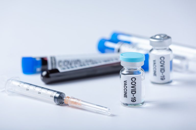 Число госпитализированных с COVID-19 в понедельник увеличилось до 466 человек