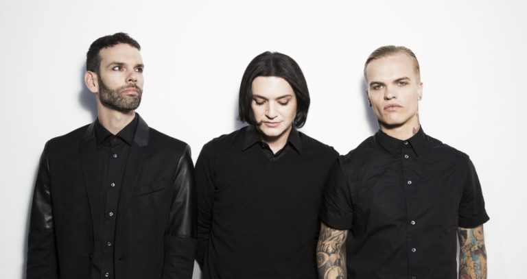 Placebo записали кавер на «Shout» группы Tears For Fears