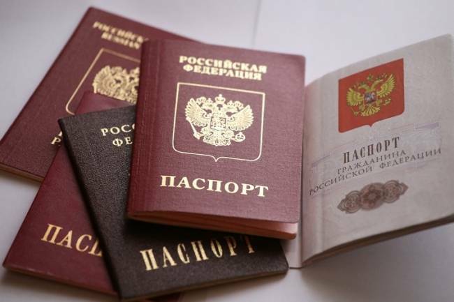 VISC напомнил о важности вовремя подать заявку на тест на знание госязыка, чтобы сохранить ВНЖ