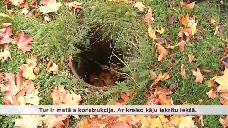 Гулявшая по Риге с другом из Италии женщина «провалилась под землю» у Рижского замка
