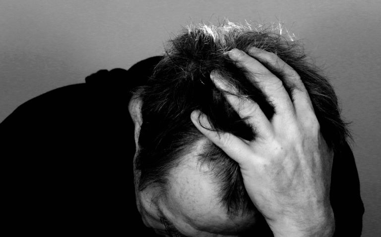 За удушение следователя Госполиции мужчине дали условный срок
