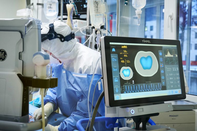 В больницу попал ребенок с тяжелым течением COVID-19