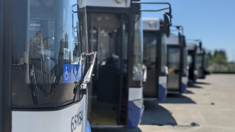 Завтра будут внесены изменения в расписание автобусов и одного троллейбуса