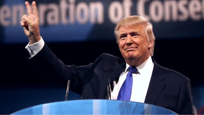 Трамп подает иск о клевете против CNN на полмиллиарда долларов