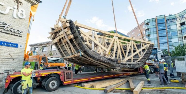 В Таллинне на стройплощадке обнаружили обломки корабля, датированные XIV веком