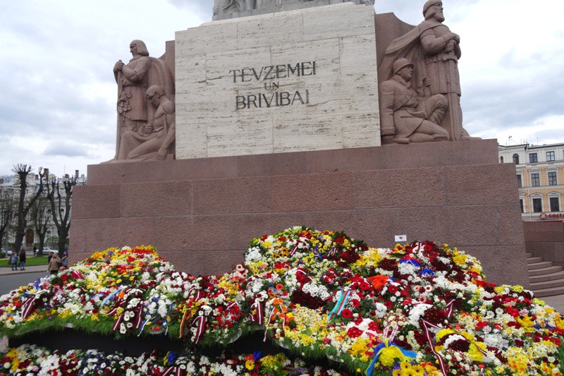 Латвия отмечают 104-ю годовщину основания государства