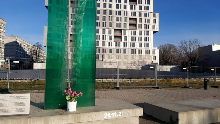 В годовщину трагедии в Золитуде на зданиях самоуправлений будут вывешены траурные флаги