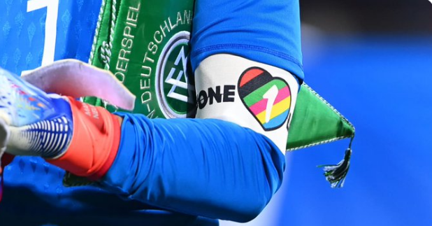 One Love — футболистам запретили радужную повязку. ФИФА грозит санкциями