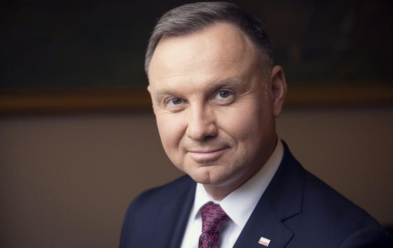 Стало известно, что в день падения ракеты президент Польши говорил с пранкерами