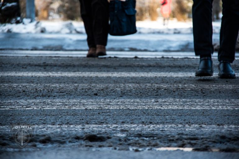 Госполиция ищет свидетелей наезда на пешехода в Риге