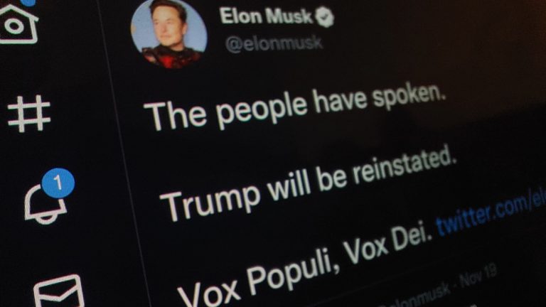 Крупные бренды стали отказываться от рекламы в Twitter из-за позиции Илона Маска
