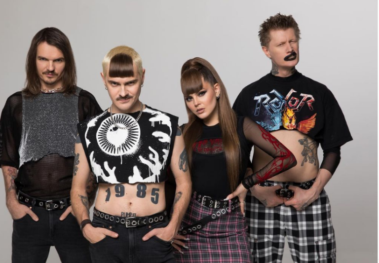 Группа Little Big распалась