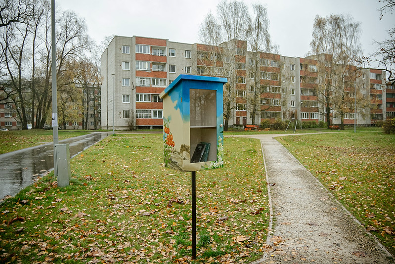 Праздник для книголюбов! На Саркандаугаве установлен пункт обмена книгами