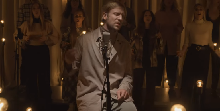 «Несломленная». Украинский певец Иван Дорн записал гимн благотворительной акции Dod pieci!