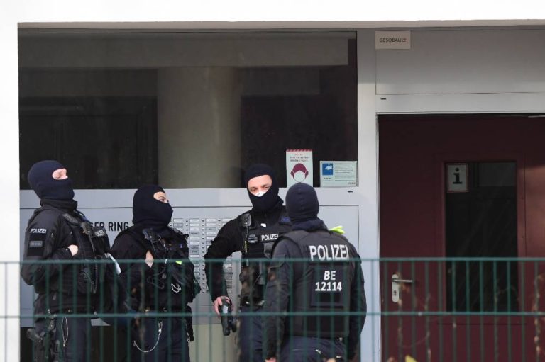 Подозреваемые в попытке госпереворота в Германии планировали создать 280 вооруженных формирований по всей стране