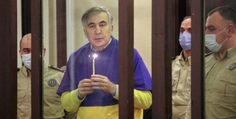 Саакашвили в очередной раз объявил голодовку