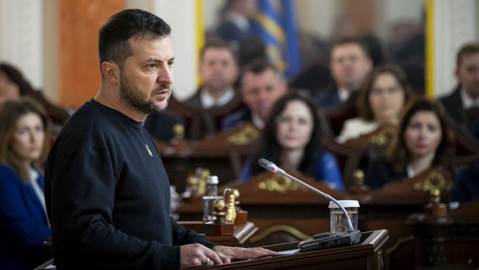 Украинский народ и Владимир Зеленский удостоены Премии Карла Великого