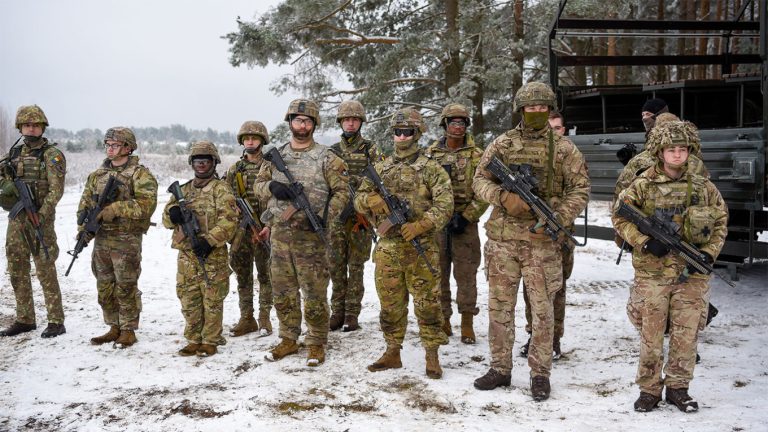 Польша объявила массовый набор в армию добровольцев