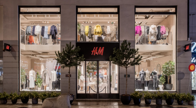 Джастин Бибер обвинил H&M в использовании его изображения без разрешения
