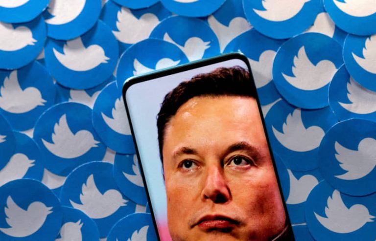 Илон Маск все-таки пообещал уйти с поста главы Twitter. Но — если найдет дурака