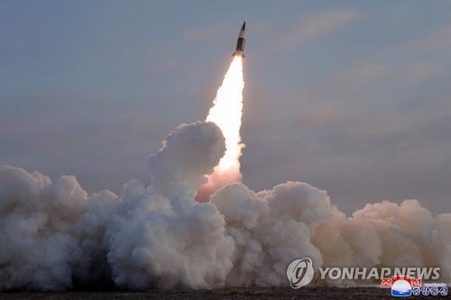 Северная Корея вновь запустила ракету в сторону Японского моря — за год это уже 38 пуск