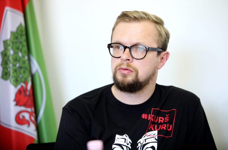 Режиссер Дмитрий Петренко о спектакле «Собачье сердце»