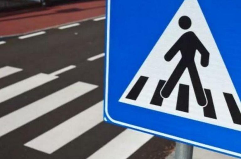 В понедельник в ДТП пострадали два пешехода