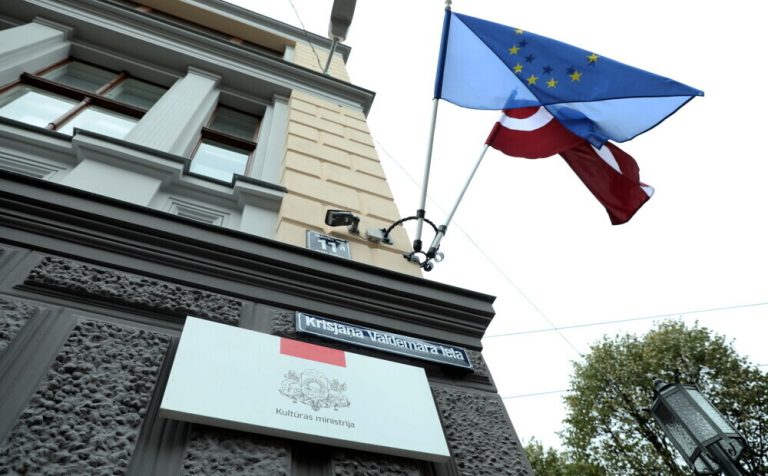 Сегодня подпишут протокол намерений о сотрудничестве в проведении Праздника песни и танца