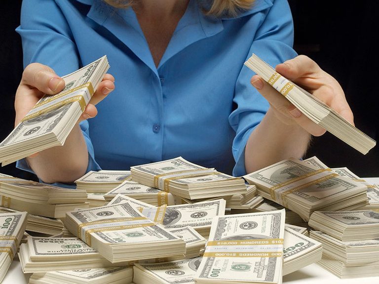 «Чувствую себя благословленной»: американка выиграла в лотерею $2 млн через два месяца после джекпота в $1 млн