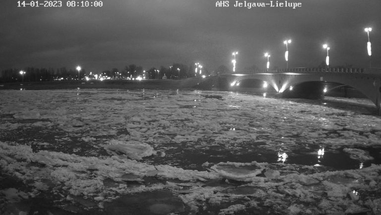 Из-за повышения уровня воды в Лиелупе, возможно затопление низких участков возле Елгавы