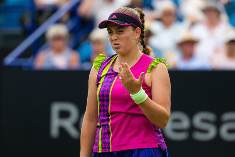 Остапенко вышла в 1/8 финала Australian Open — впервые в карьере