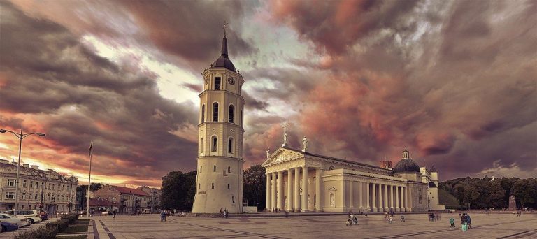 Вильнюсу присвоен статус «Города-спасителя»