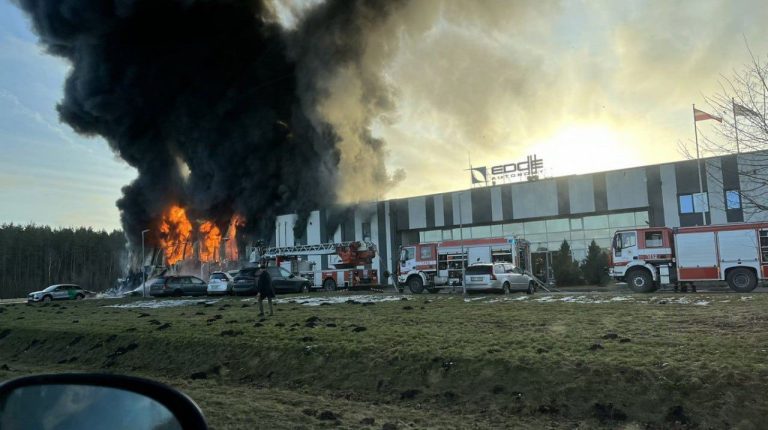 Глава Госполиции о пожаре на заводе дронов в Марупе — очень серьезно проверяем версию о поджоге