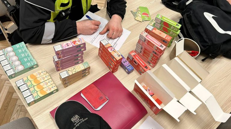 Учащийся Кекавской школы устроил «подпольный бизнес» по продаже салтов