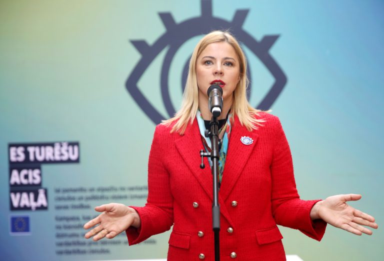 Министр хочет название Инспекции по защите прав детей — учреждение заклеймили