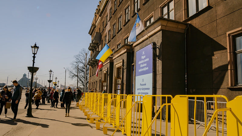 Почти в пять раз сократилось количество украинцев, пересекающих границу Латвии