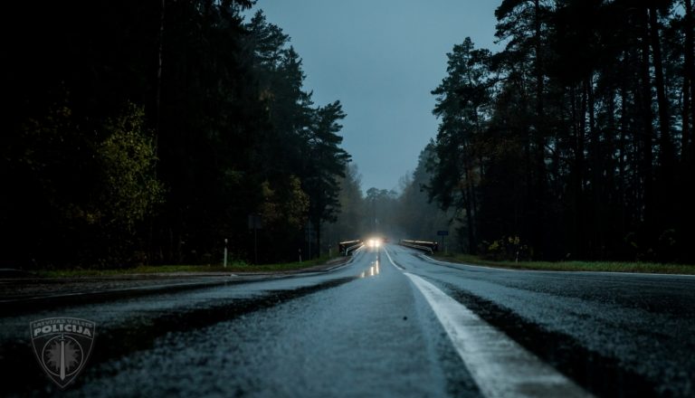 Вниманию водителей! Нарушения ПДД теперь будут фиксировать камеры метеостанций