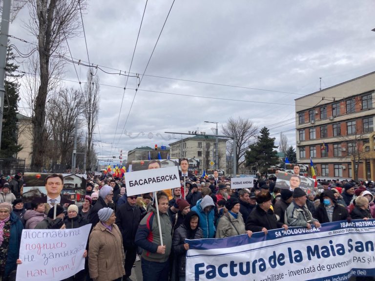 В Кишиневе прошла акция протеста против высоких тарифов
