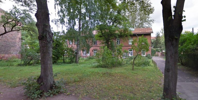 Жильцам дома на ул.Вентспилс в Риге предложили срочно съехать — здание опасно для проживания