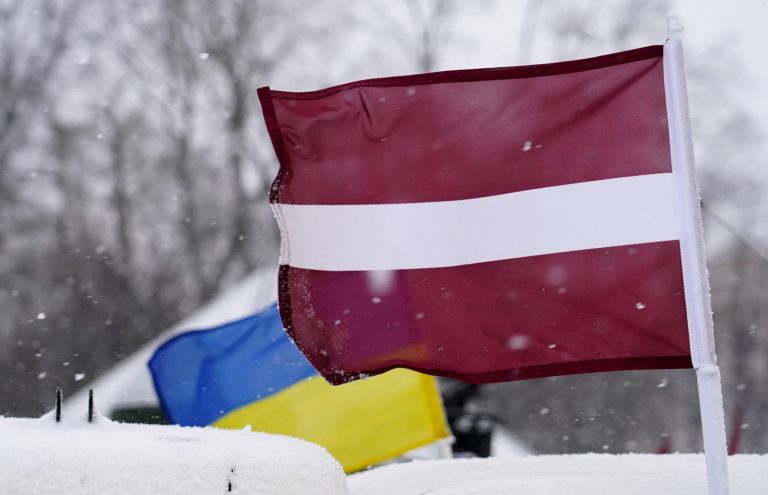 Годовщина вторжения России в Украину: в Латвии пройдут мероприятия против войны